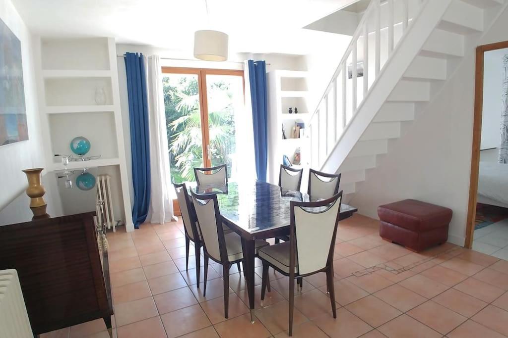 Comme A La Maison Cenon Extérieur photo